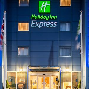 Holiday Inn Express Oxford Kassam Stadium By Ihg